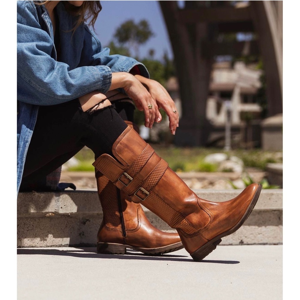 Women’s ROAN Date Brown Riding Leather Boots 7.5 US!